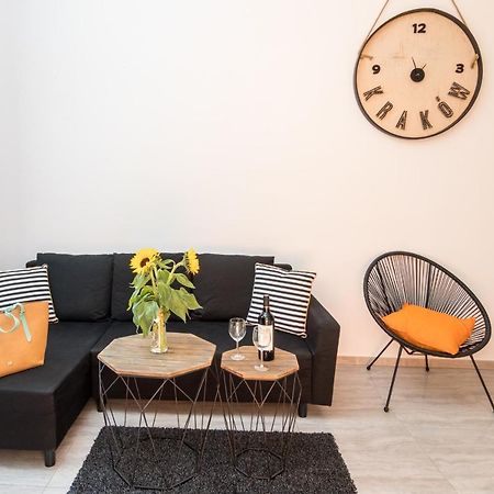 Cracow Best Location Apartment With Garden By Cozyplace Krakau Buitenkant foto