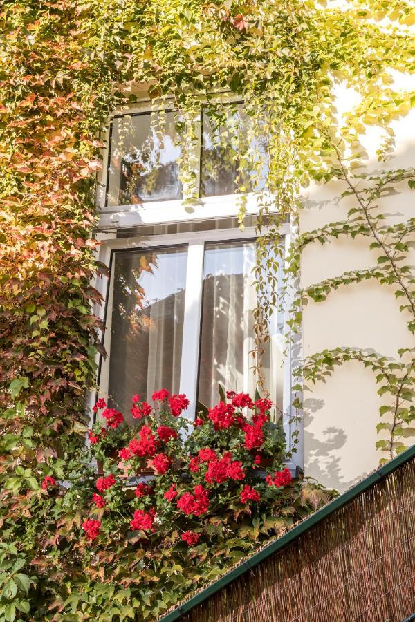 Cracow Best Location Apartment With Garden By Cozyplace Krakau Buitenkant foto