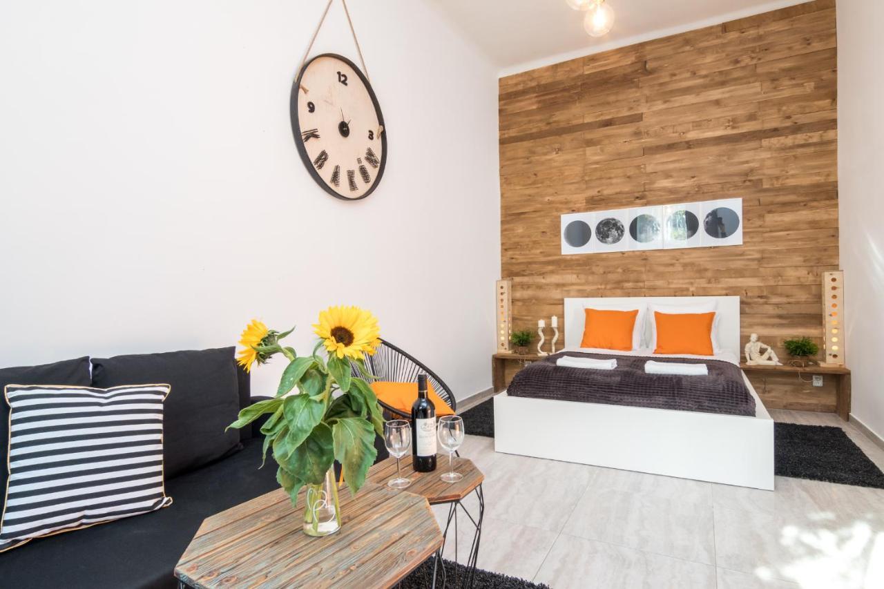 Cracow Best Location Apartment With Garden By Cozyplace Krakau Buitenkant foto